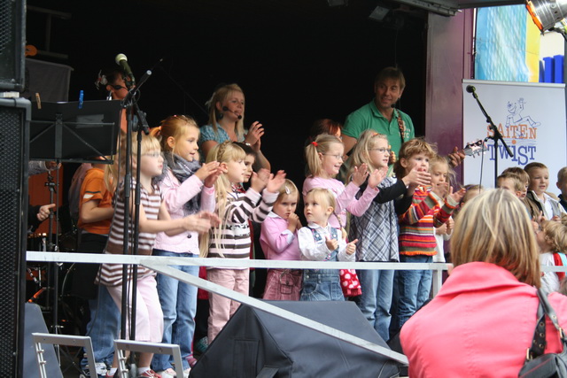 gal/2009/2009 Borbecker Marktfest 06.09/2009 Saitentwist Borbecker Marktfest 06.09. 212.jpg